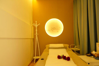 广州黄埔日式指压的寂静美学：在按压中听见雪落的声音